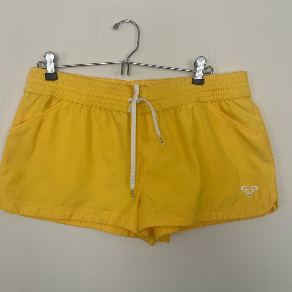 Roxy Yellow Board Beach Swim Shorts Size 11 Rainbow Pockets Mid Rise